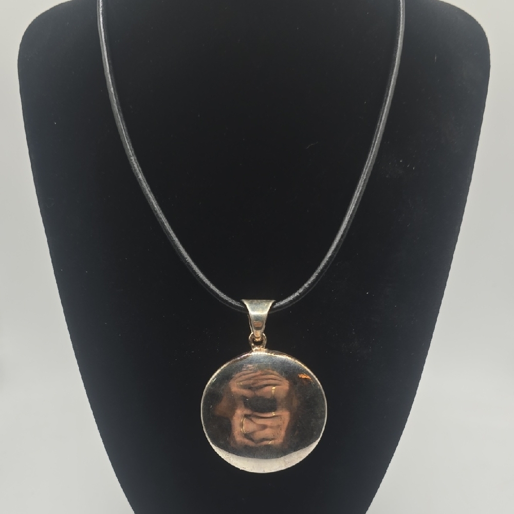 Silpada Sterling Silver Circular Pendant Necklace